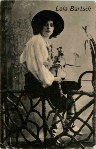 Lola Bartsch