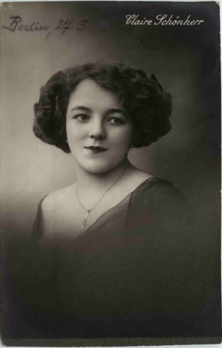 Claire Schönherr