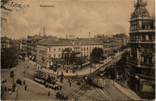 Halle Saale - Riebeckplatz
