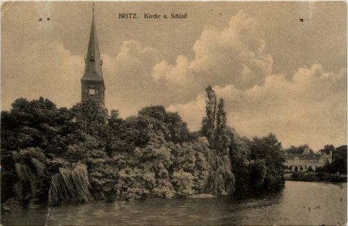 Berlin-Britz - Kirche und Schloss