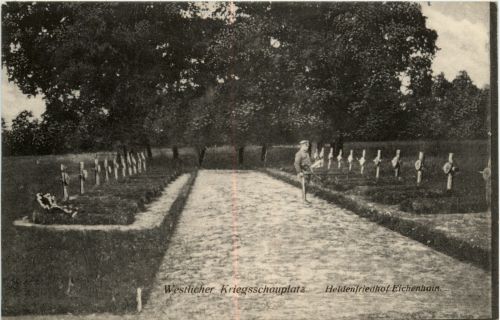 Heldenfriedhof Eichenhain