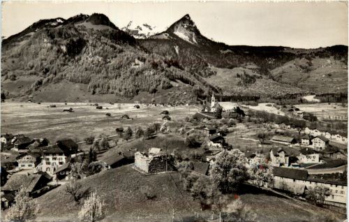 Giswil mit Giswilerstock