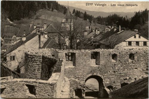Valangin - Les vieux remparts