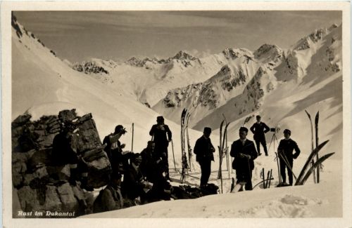 Rast im Dukantal - Ski