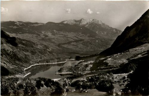 Blick von Tschorren obenher Brünig auf Lungernsee