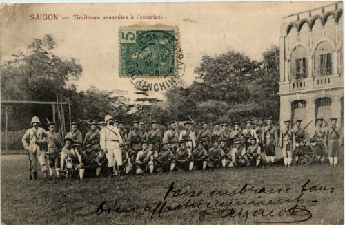 Saigon - Tirailleurs annamites a l exercice
