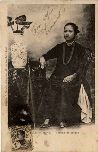 Femme de Saigon
