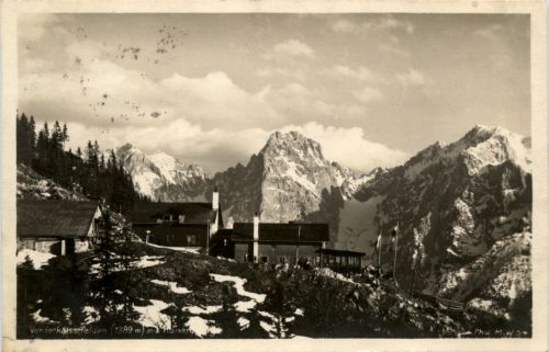 Kufstein/Tirol und rundherum - Vorderkaiserfelden mit Kaisergebirge