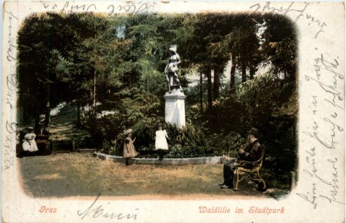 Graz/Steiermark - Graz, Waldlilie im Stadtpark