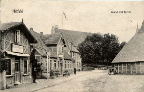 Hittfeld - Markt mit Kirche