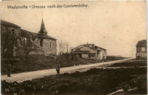 Wadonville - Strasse nach der Combreshöhe