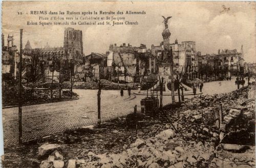 Reims dans les ruines