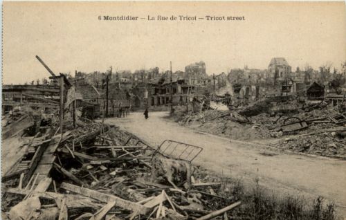 Montdidier - La Rue de Tricot