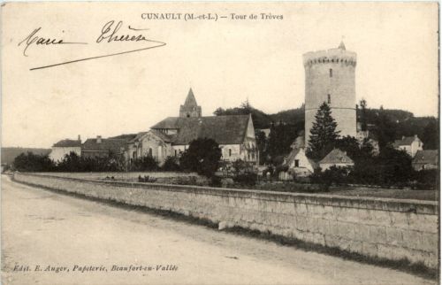 Cunault - Tour de Treves