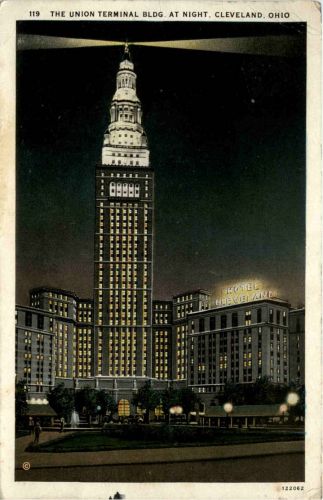 Cleveland - The Union Terminal Building at night