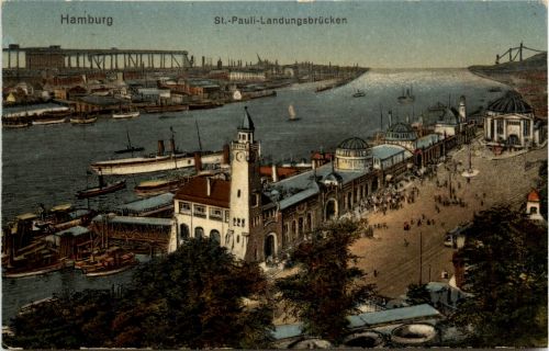 Hamburg - St. Pauli Landungsbrücken