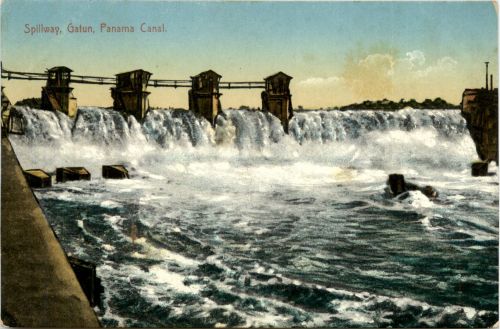 Panama Canal - Spillway Gatun
