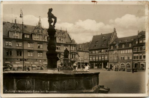 Coburg - Marktplatz Ecke mit Brunnen