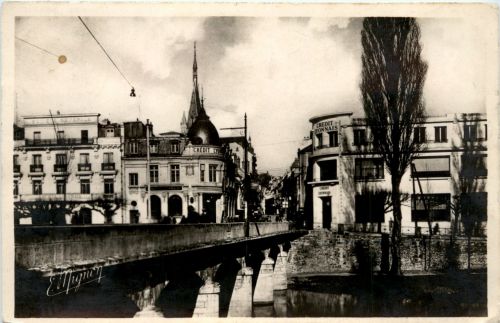 Melun - Le Pont de pierre