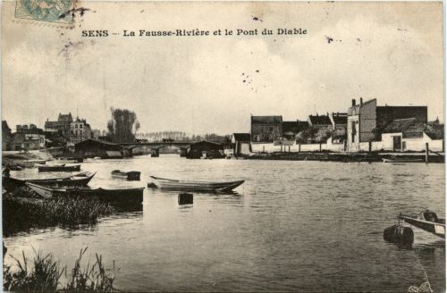 Sens - La Fausse Riviere