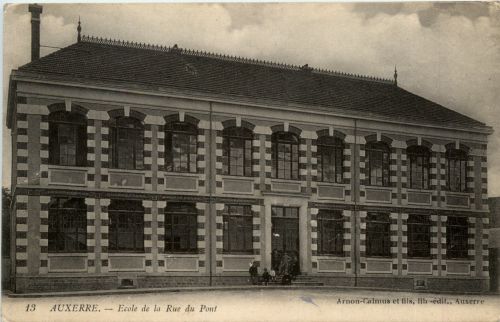 Auxerre - Ecole de la rue du Pont