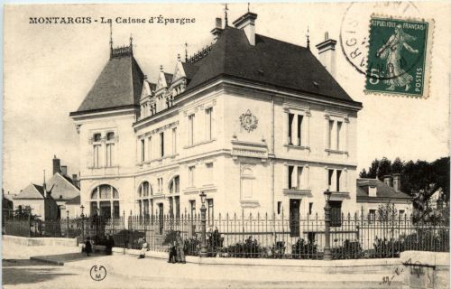 Montargis - La Caisse d Epargne