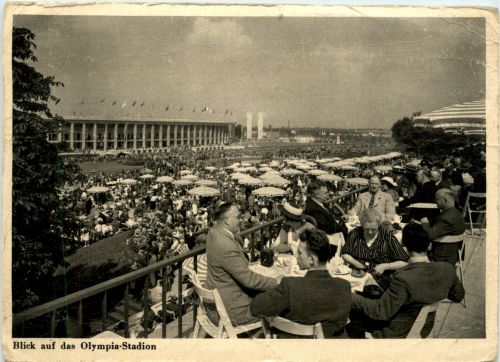 Berlin, Blick auf das Olympia-Stadion, Stadion-Terrassen