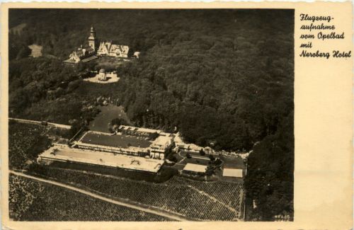 Wiesbaden - Opelbad mit Neroberg Hotel
