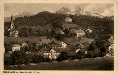 Miesbach mit Wendelstein