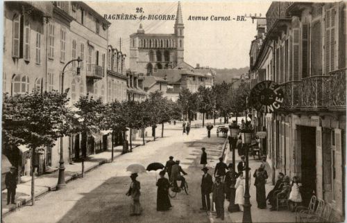 Bagneres de Bigorre - Avenue Carnot