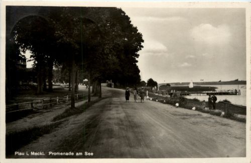 Plau i. Meckl. - Promenade am See