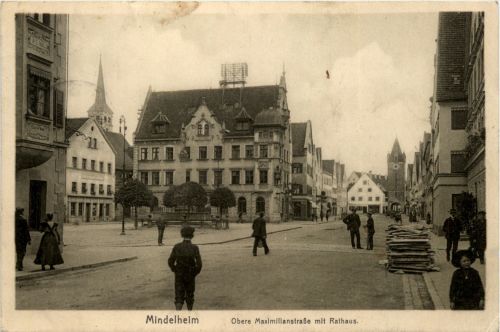 Bayern/Mindelheim - Obere Maximilianstrasse mit Rathaus