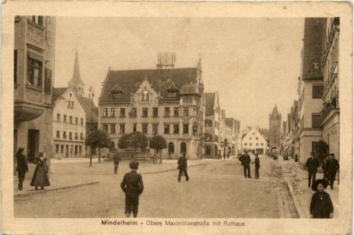 Mindelheim/Bayern/Schwaben/Unterallgäu - Obere Maximilianstrasse mit Rathaus