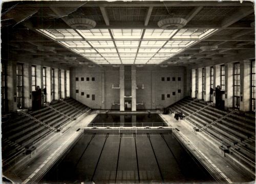 Rostock - Schwimmhalle Neptun