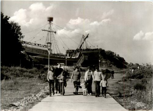 Sassnitz auf Rügen - Piratenschiff
