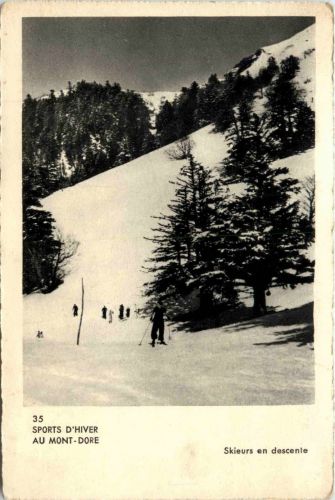 Mont-Dore - Skieurs en descente