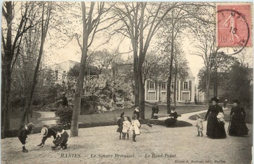 Mantes - Le Square Brieussel