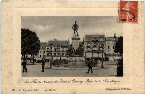 Le Mans - Statue du General Chanzy