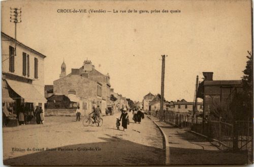 Croix de Vie - La rue de la gare