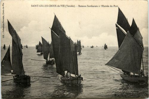 St. Gilles Croix de Vie - Bateaux Sardiniers - Vendee