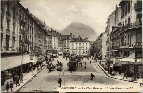 Grenoble - La Place Grenette