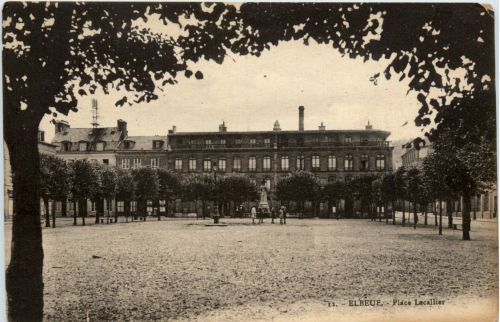 Elbeuf - Place Lecallier