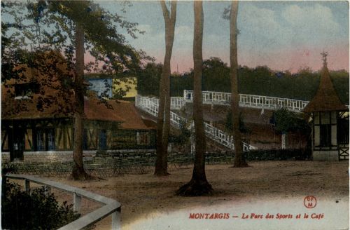 Montargis - Le Parc des Sports et le Cafe - Loiret - 45