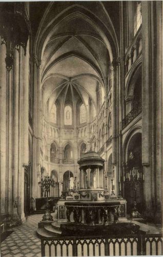 Noyon - Interieur de la Cathedrale - Oise - 60