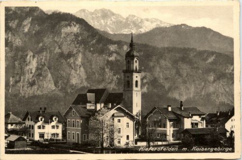 Bayern/Kiefersfelden - mit Kaisergebirge