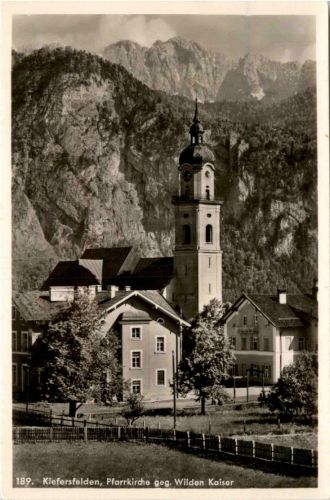 Bayern/Kiefersfelden - Pfarrkirche gegen wilden Kaiser