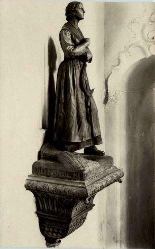 Matrei i O., Statue aus der Pfarrkirche