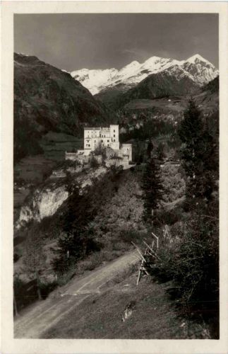 Matrei i O., Schloss Weissenstein