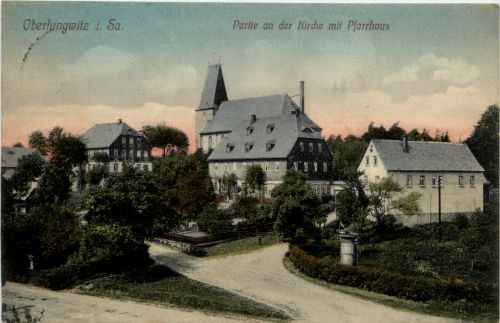 Oberlungwitz - Partie an der Kirche