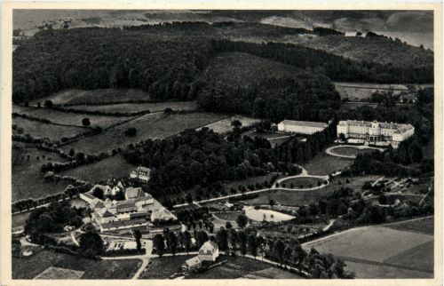 Fliegeraufnahme von Bad Hermannsborn